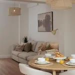 Number 20-free Parking And Walking Distance Into 度假居 约克