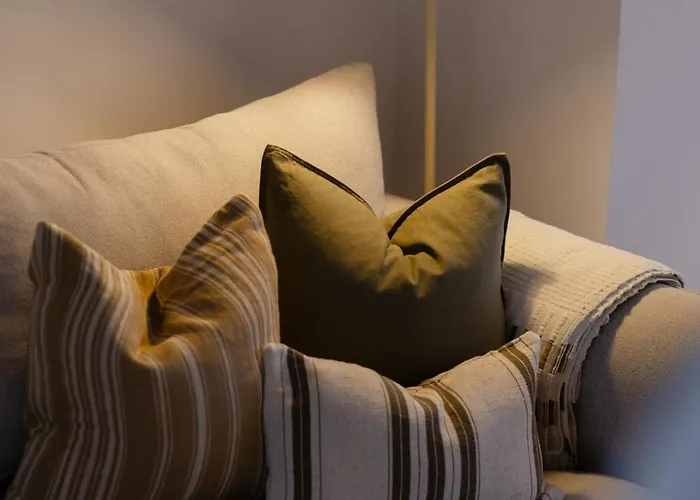 Number 20-free Parking And Walking Distance Into Γιορκ